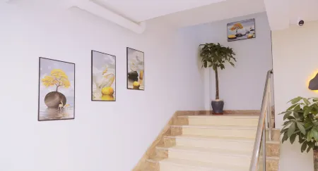 Guyuan County Dija E-Sports Hotel Отели рядом с достопримечательностью «Guyuanxian Binhu Park»