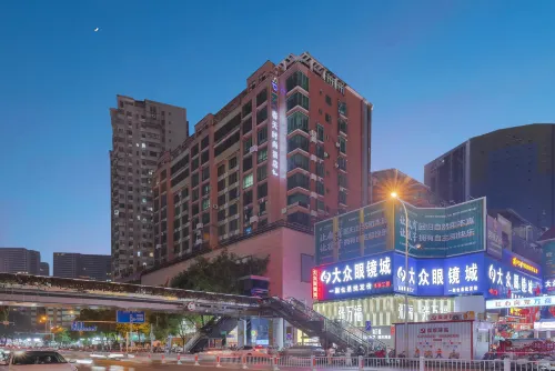 春天時尚酒店（郴州裕後街步步高新天地店） - 2星級