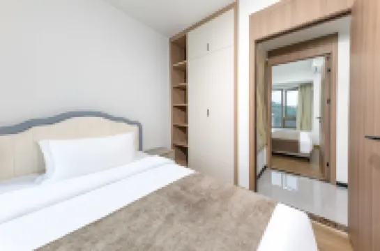 縉山居公寓（筆架山公園銀湖地鐵站店）