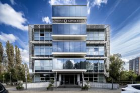 Diamond Capsule Hotel Amsterdam South