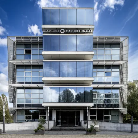 Diamond Capsule Hotel Amsterdam South