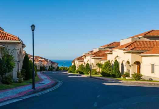 2. 캠퍼트리 호텔 ..