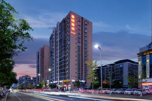 營山喜玥飯店（白塔公園店）