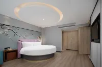Ezzy Hotel (Liuyang River Fengguang Bridge Branch)