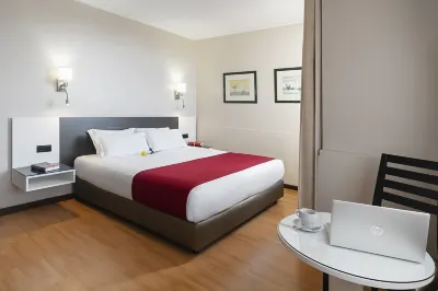 Hotel Amadeos - Matosinhos - Porto Hotels near JumpYard Matosinhos