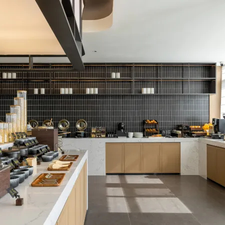 Baoshan Longyang District Hengbang Building Atour Hotel