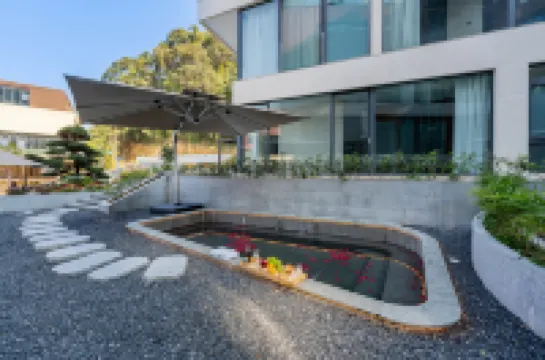 Rong she you ran Shu