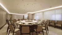 Yinguang International Hotel Hotels in Taixing