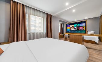 Modern M+ Hotel
