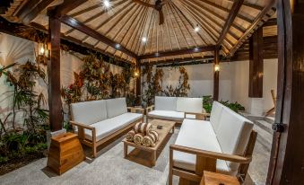 Putri Salju Villa by EVDEkimi – Scenic terrace in the artistic heart of Ubud - Long stay extras