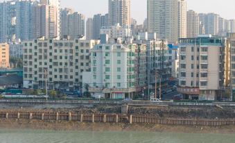 Xianggang Hotel Longgang