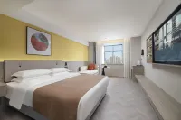 Ease Hotel Zhi (Wuhan University of Technology South Lake Baigang City) Hotels near Wuchang Branch of Huazhong University of Science and Technology