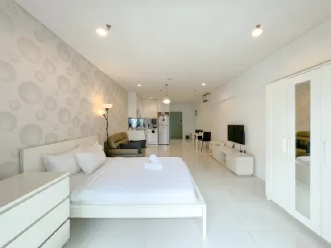 Mercu Summer Suites KLCC by Veedu Hauz AppAsia Berhad周辺のホテル