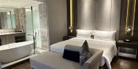 Mandalay Hill Resort - Presidential Suite (Mandalay Hill View)