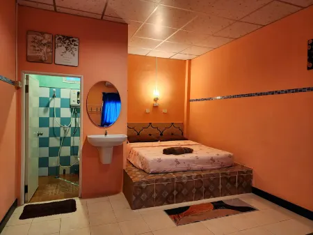 Ingpha Room for Rent