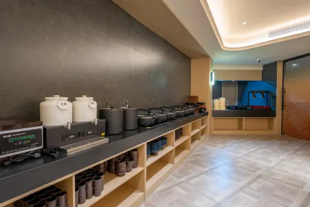 GERISLE Hotel (Zhengding Ancient City Night Market Branch) Отели в г. Чжэндин