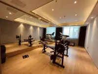 Kunlun Leju Hotel (People Plaza) Hotels in Mengzhou