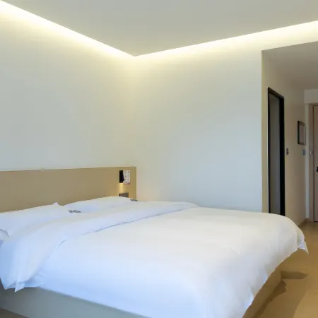 Lanxi Hotel(Honghe·Mengzi)