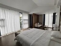 Jiugushui Hot Spring Homestay Hotels in Hezhang
