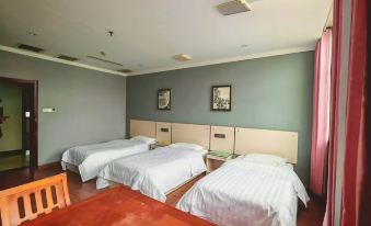 Changyuan Zhongzhou Business Hotel