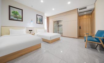 Liduo Hotel (Chongqing Shapingba High-speed Railway Station)