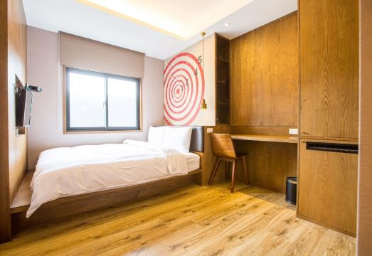 4. 타이중 이지레이..