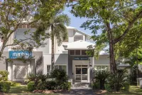 Mantra Aqueous on Port