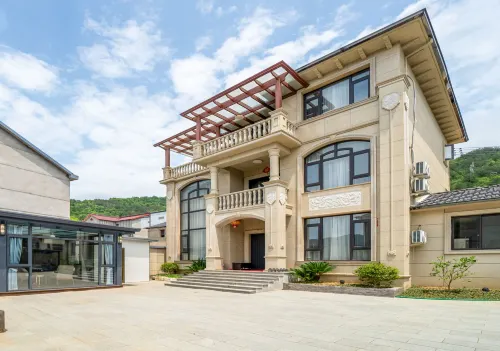 Tonglu Huixin Jiangfeng Riverside Family Vacation Homestay (OMG Heartbeat Paradise)