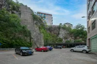 Huangting Hotel Hotels in Jiahe