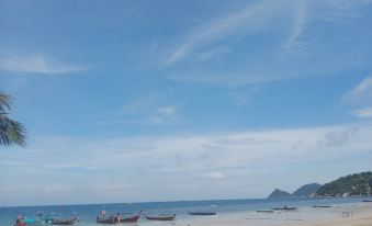 Lotus Paradise Resort  Koh Tao