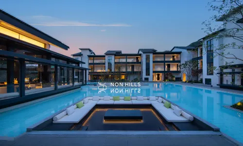 Non Hills Resort Hotel