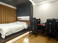7933 E-Sports Hotel (Pingyao Ancient City) - Business