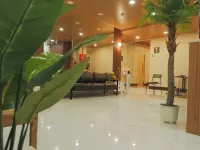 Brightwood Hotel & Residences Hotel dekat Distrik Malate