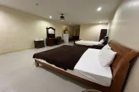 Garden Suite Hotel near Koreatown