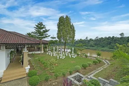 Hotel O Asiacamp Resort National Park Kuala Tahan Отели в г. Джерантут