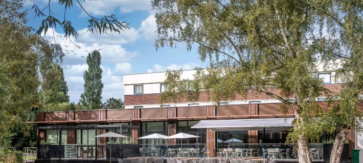 Holiday Inn LONDON - SHEPPERTON by IHG Hotele w: Londyn