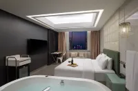 台州黃巖·帕瑞思設計師酒店（九峯公園店） - 浴缸