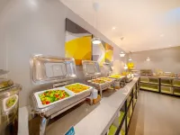 Homeinn Selected Hotel (Sishui Quanyuan Avenue Ginza Mall)