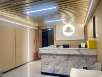 汨羅市棲楓飯店 - 停車場