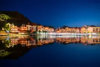 Riverside courtyard of Luan Xiyin mountain, Zhenyuan Hotels in Zhenyuan