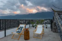 "Bai Nostalgia Courtyard @ Erhai Caicun Pier"