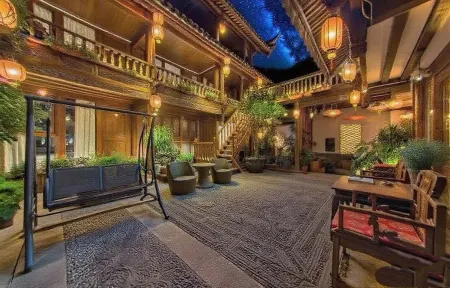 The Old Town of Lijiang Time · Small House · View of the Ancient City Panorama (Beimen Store) Отели рядом с достопримечательностью «Ancient City Huangshan Mountain Park Wenchang Palace»