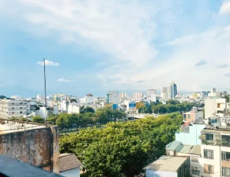 Loftic Apartments - Tan Dinh Các khách sạn gần Đền thờ Đức thánh Trần Hưng Đạo