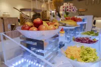 Echarm Hotel (Hezhou Avenue)