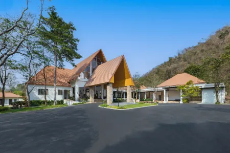 Belle Villa Resort, Khao Yai Отели рядом с достопримечательностью «The Chocolate Factory»