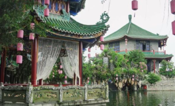 Alice • Shuishanfang |HONORABLEINCOMPARADBLE Hotel (Beijing Road, Provincial People's