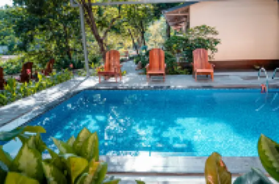 Trang An Freedom Hood