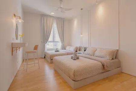 Spacious French Verdi BY FEEL HOME Отели рядом с достопримечательностью «Experian Global Delivery Center Malaysia»