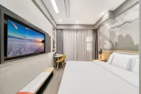 유 플러스 호텔(항저우강변바오룽) 전당강 대교 주변 호텔