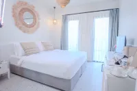 In One Bitez Hotel